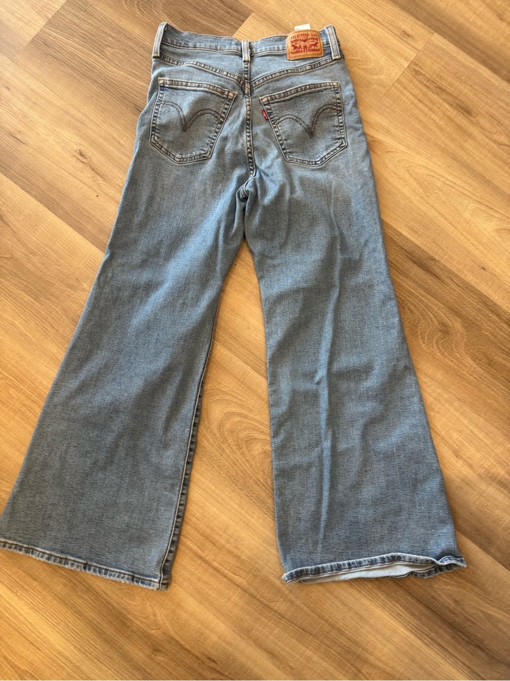 Levi’s Ribcage Bell Jean.